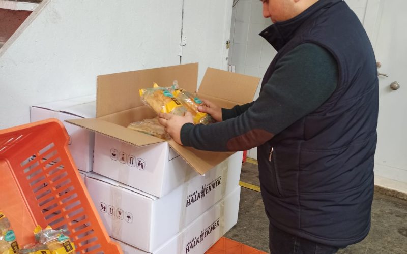 DEPREM BÖLGESİNDEKİ ÇÖLYAK HASTALARIMIZA GLUTENSİZ EKMEK DESTEĞİMİZ KESİNTİSİZ DEVAM EDİYOR