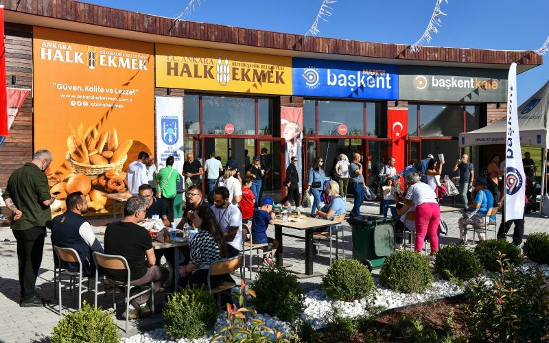 Türkiye’nin en büyük Tarım Kampüsü ve Rekreasyon alanı BAKAP’ta, Başkent Market ve Başkent Kafe ile değerli Ankaralılara hizmet veriyoruz